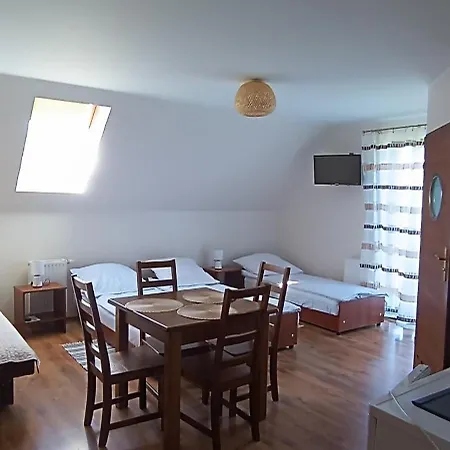 Dolores Goscinne בית הארחה *